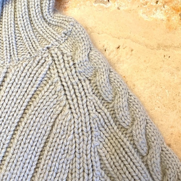 OXBOW Cable knit Wool Sweater Womens L Stone Ribbed Turtleneck quiet Luxury - Picture 3 of 8